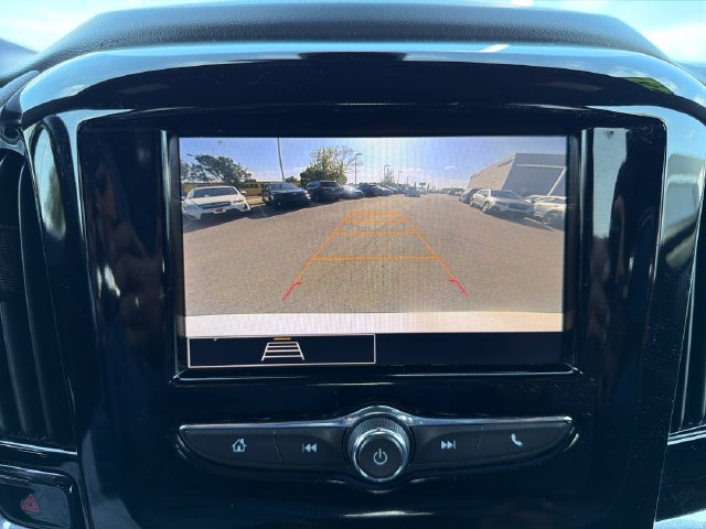 Used 2022 Chevrolet Traverse LT FWD image 13