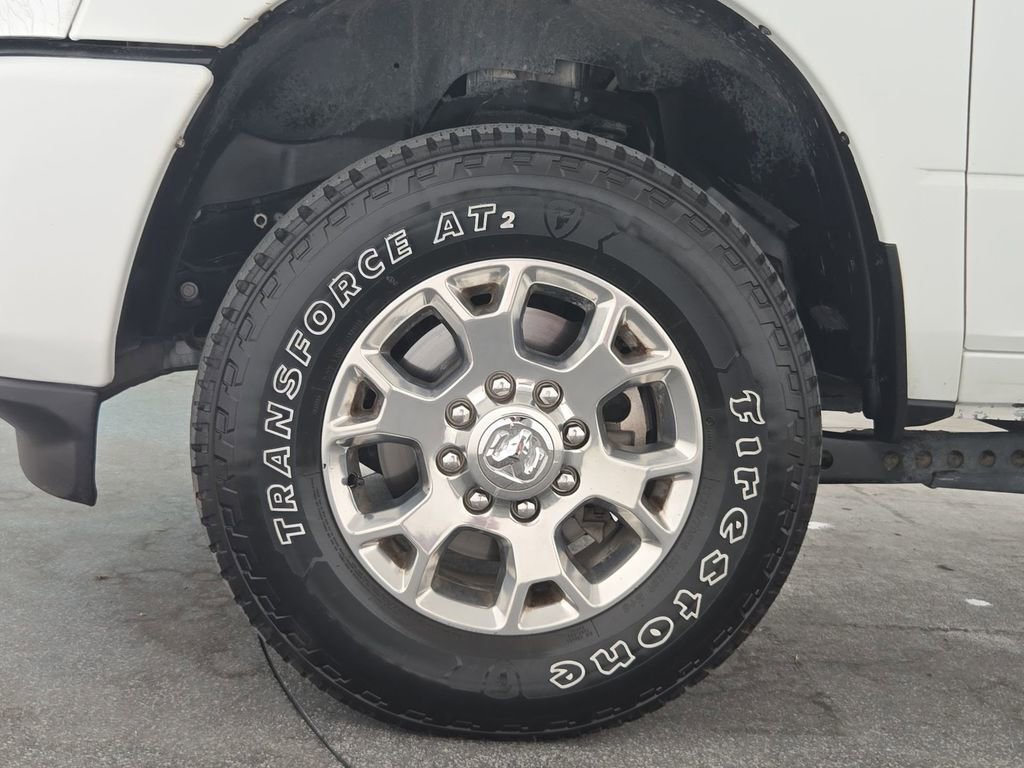 Used 2024 RAM 2500 Laramie w/ Safety Group AWD/4WD image 39