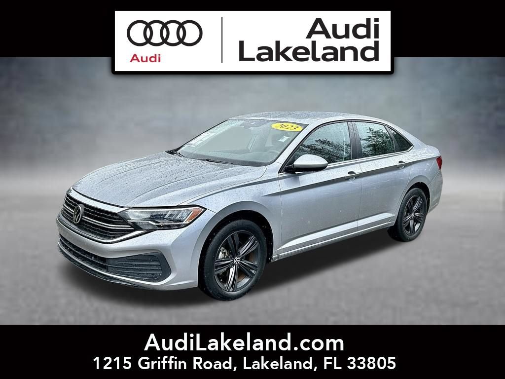 Used 2023 Volkswagen Jetta SE w/ Black Wheel Package