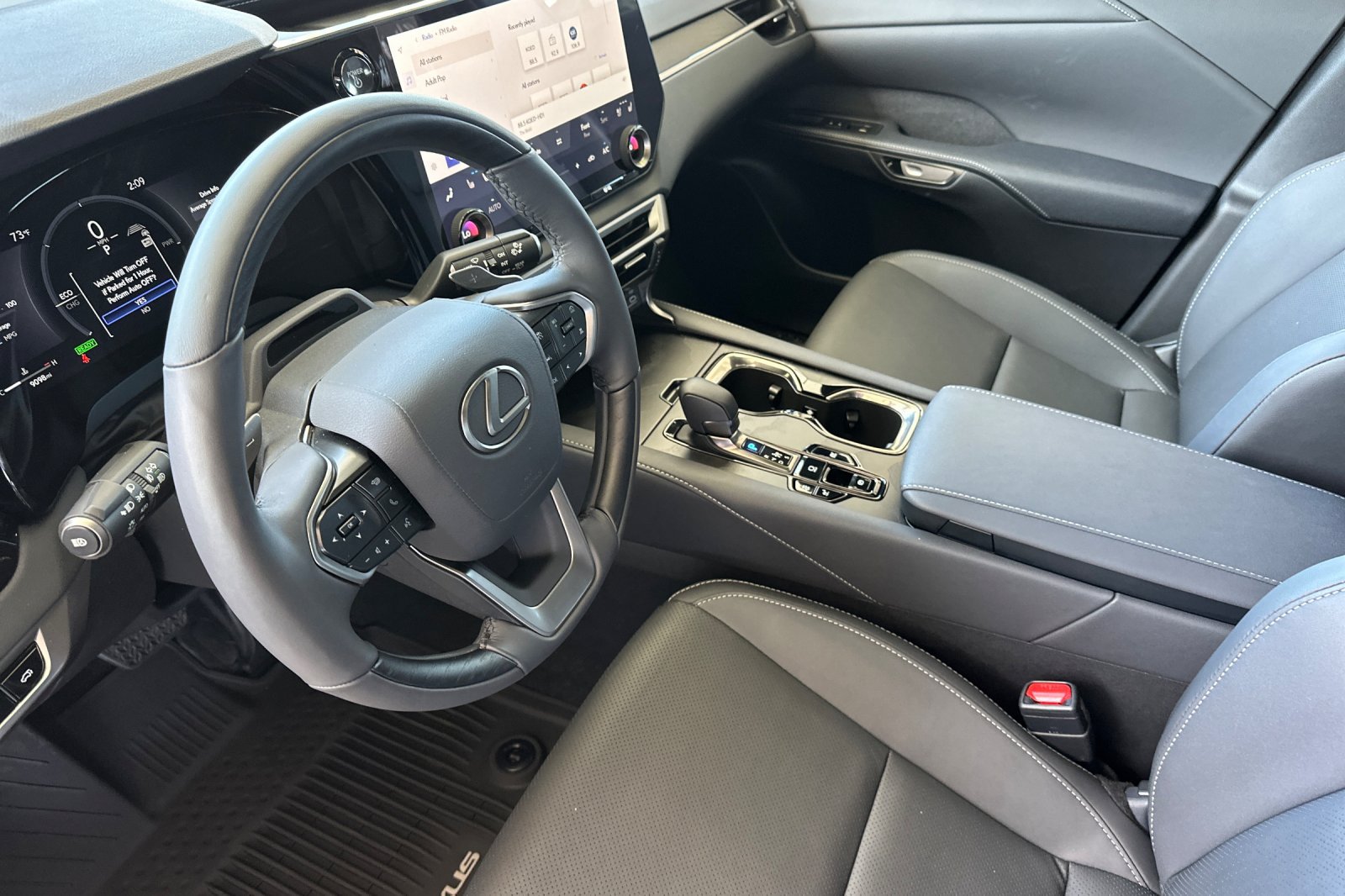 Used 2025 Lexus RX 350h w/ Convenience Package AWD/4WD image 10