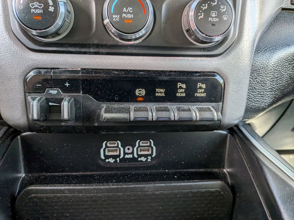 Used 2024 RAM 2500 Big Horn w/ Off Road Package image 25