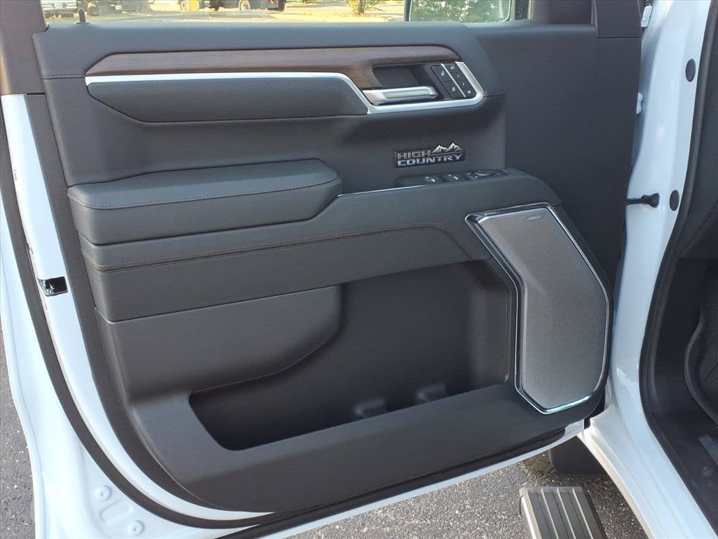 New 2026 Chevrolet Silverado 1500 High Country RWD image 11