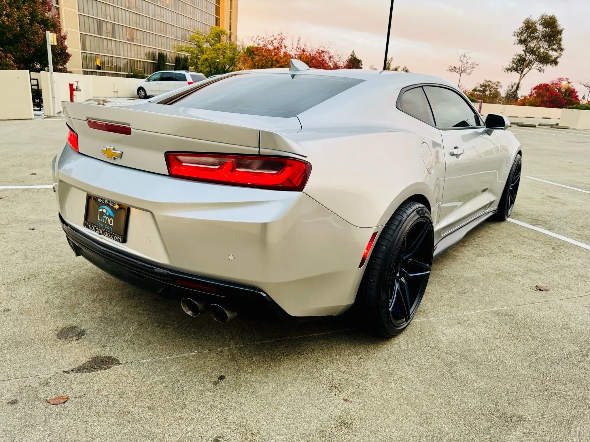 Used 2017 Chevrolet Camaro SS image 13