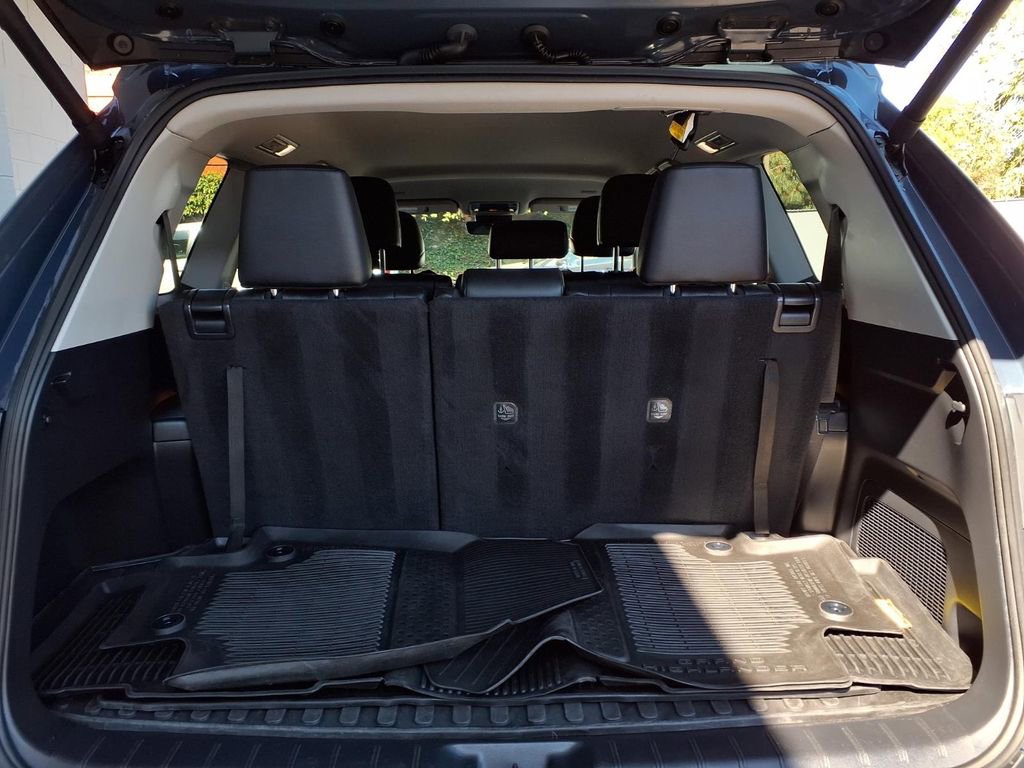 Certified 2024 Toyota Grand Highlander XLE image 46