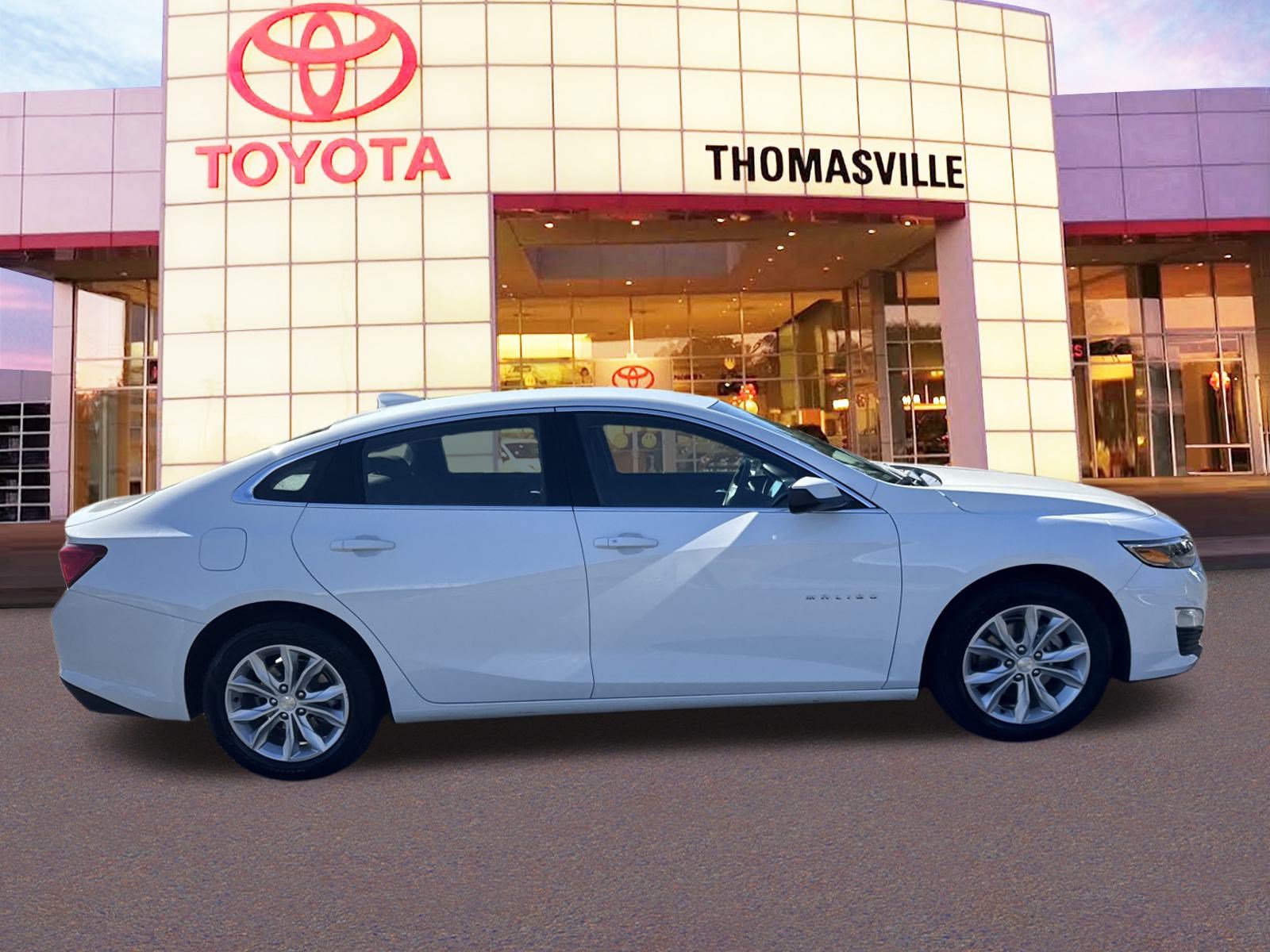 Used 2024 Chevrolet Malibu LT image 4