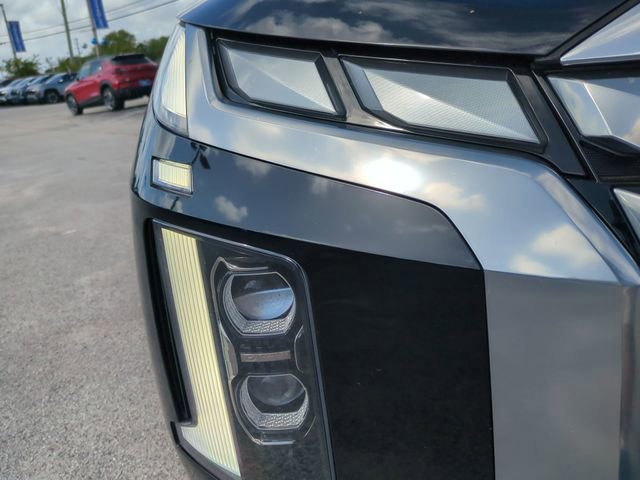 Used 2023 Hyundai Palisade Calligraphy image 9