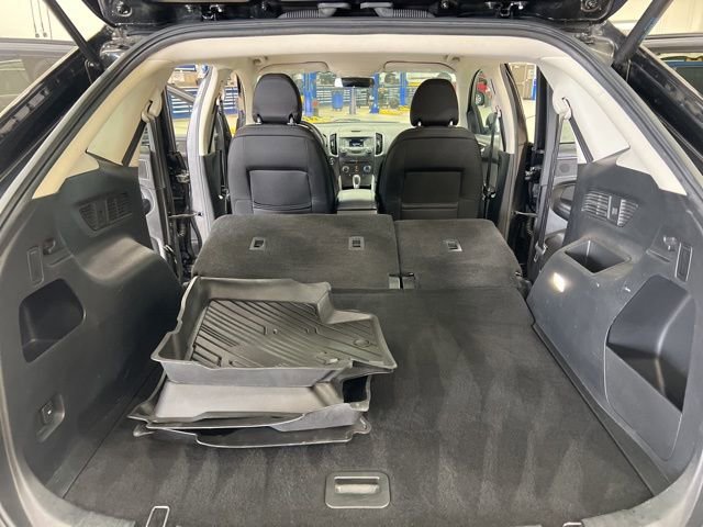 Used 2015 Ford Edge SE AWD/4WD image 16