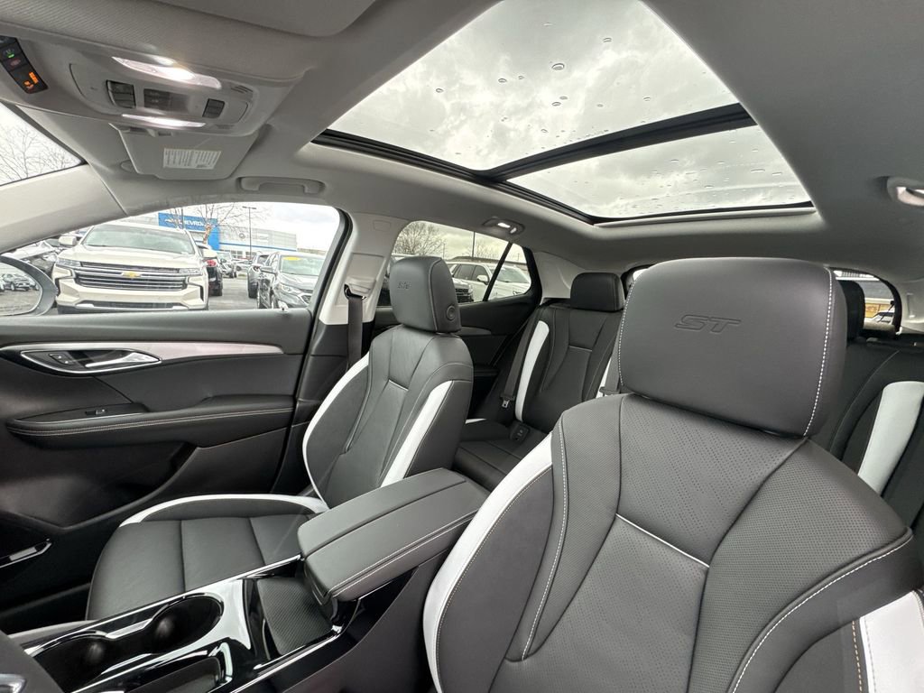 New 2026 Buick Envision Sport Touring AWD/4WD image 22