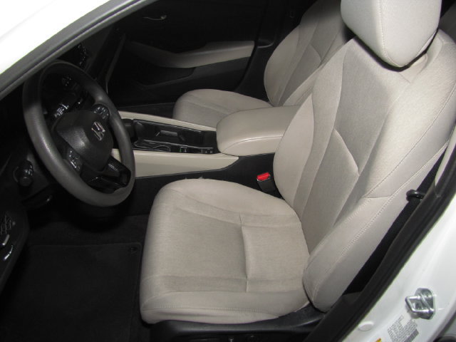 Certified 2024 Honda Accord EX image 32