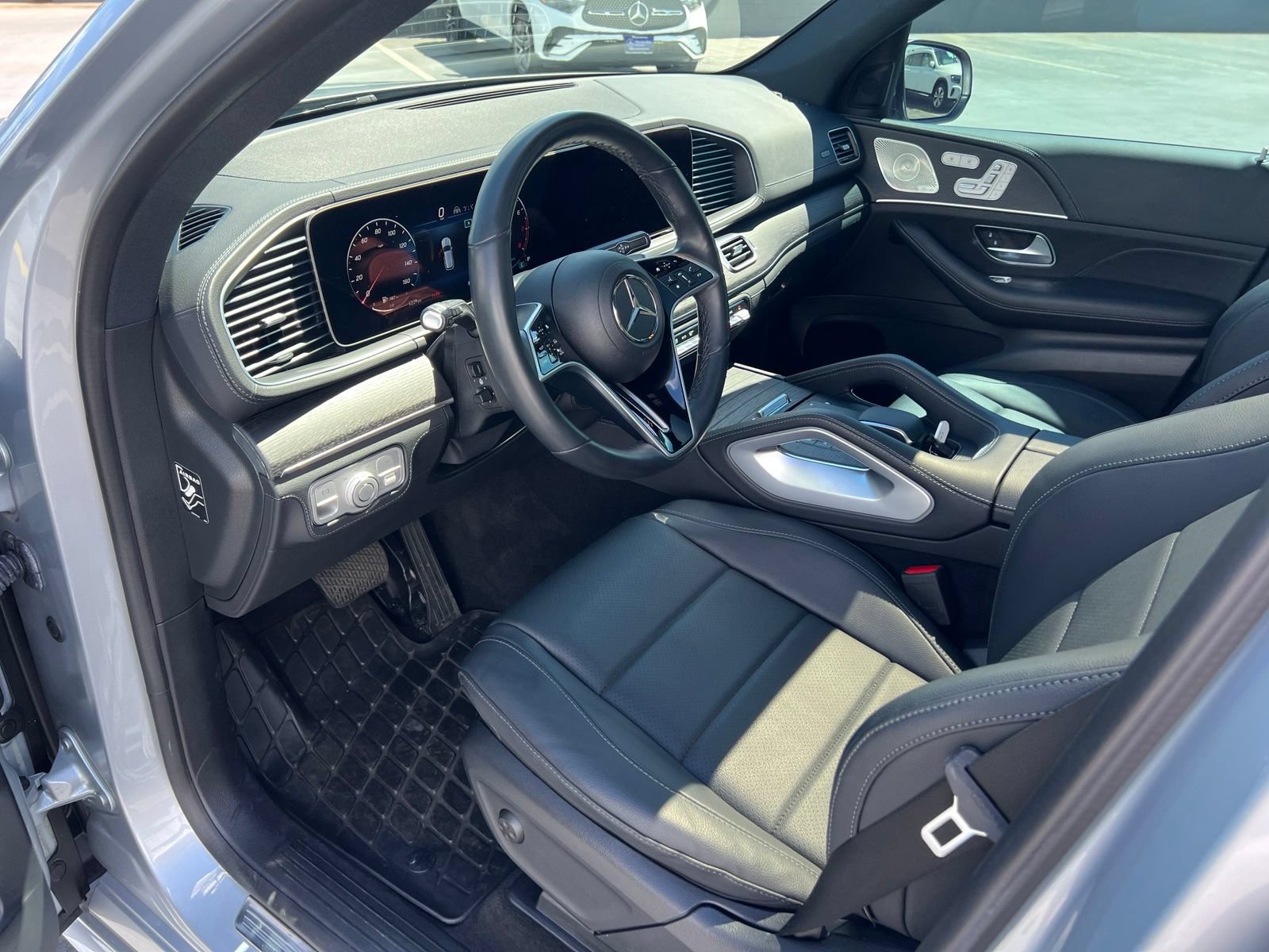 Used 2024 Mercedes-Benz GLE 450 4MATIC image 12