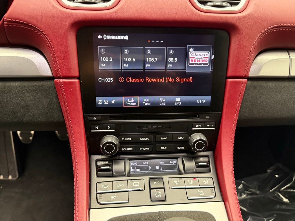 Used 2022 Porsche 718 Boxster Spyder image 16