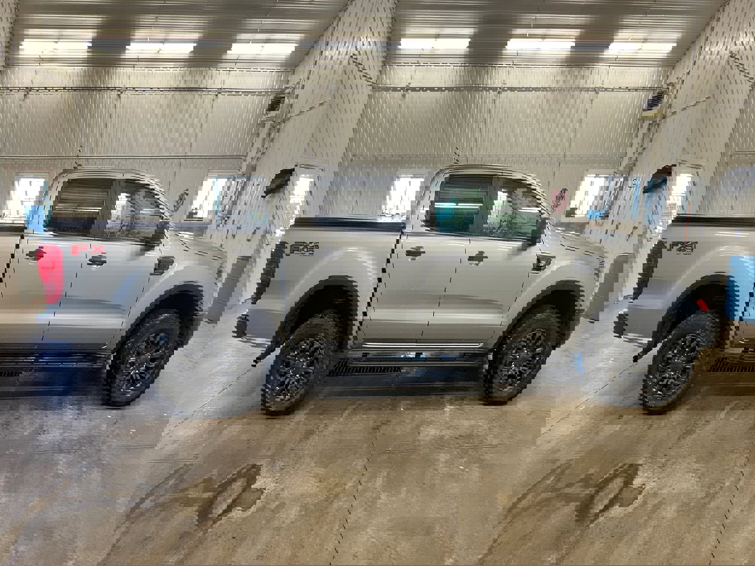 Used 2023 Ford Ranger XLT w/ Equipment Group 302A High image 6