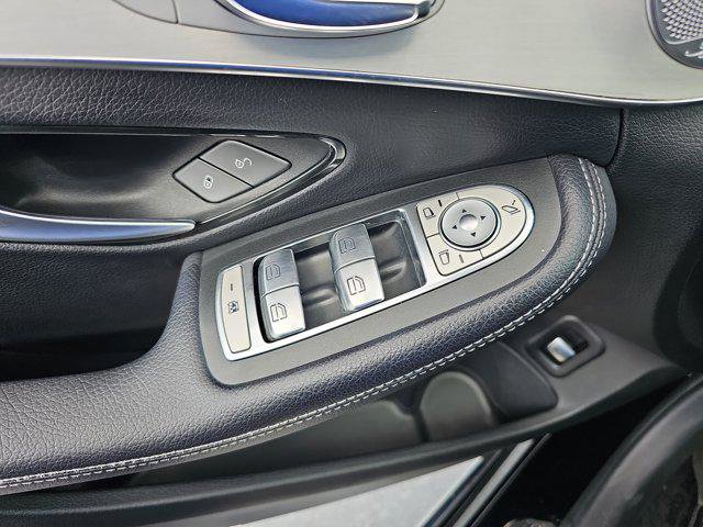Used 2021 Mercedes-Benz C 300 Sedan image 27