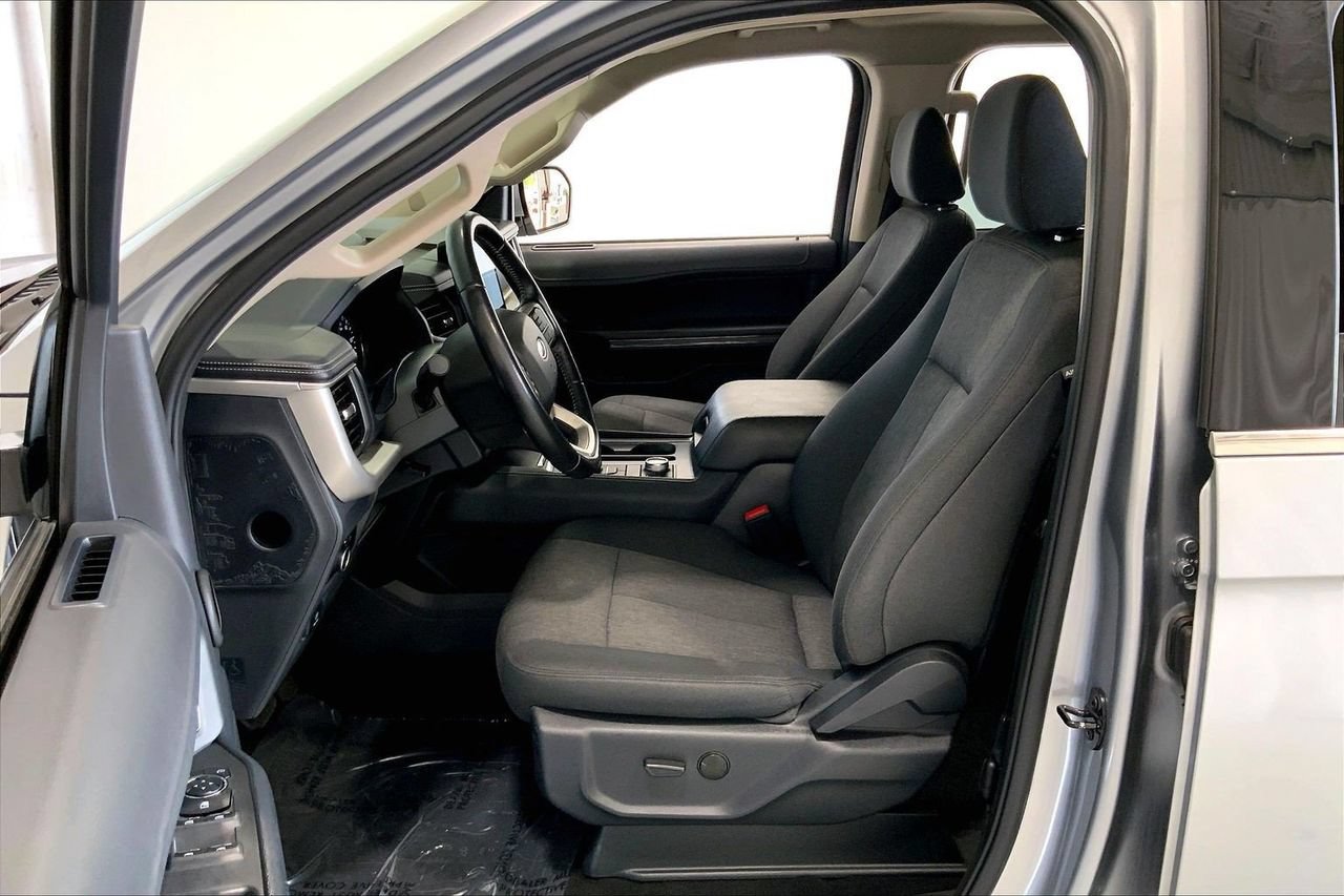 Used 2024 Ford Expedition Max XLT AWD/4WD image 18