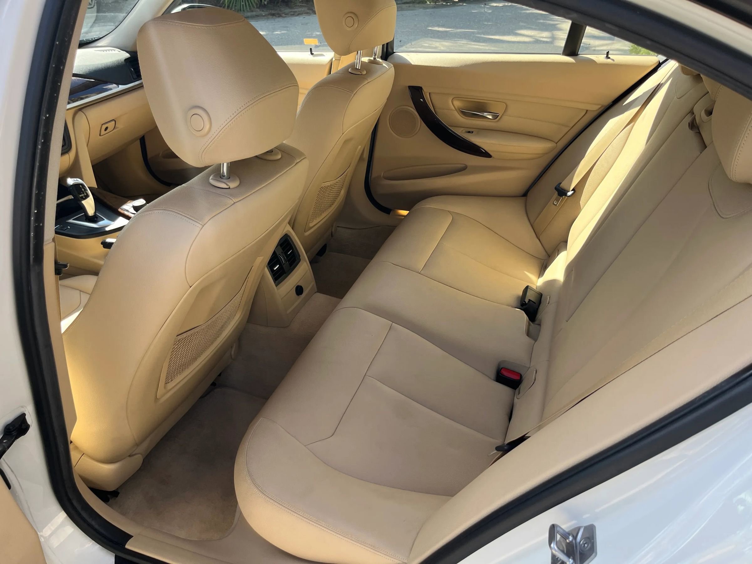 Used 2015 BMW 328d Sedan image 9