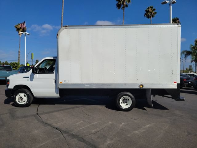 Certified 2019 Ford E-350 and Econoline 350 Super Duty RWD image 22