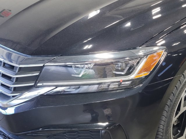 Used 2020 Volkswagen Passat 2.0T R-Line FWD image 8