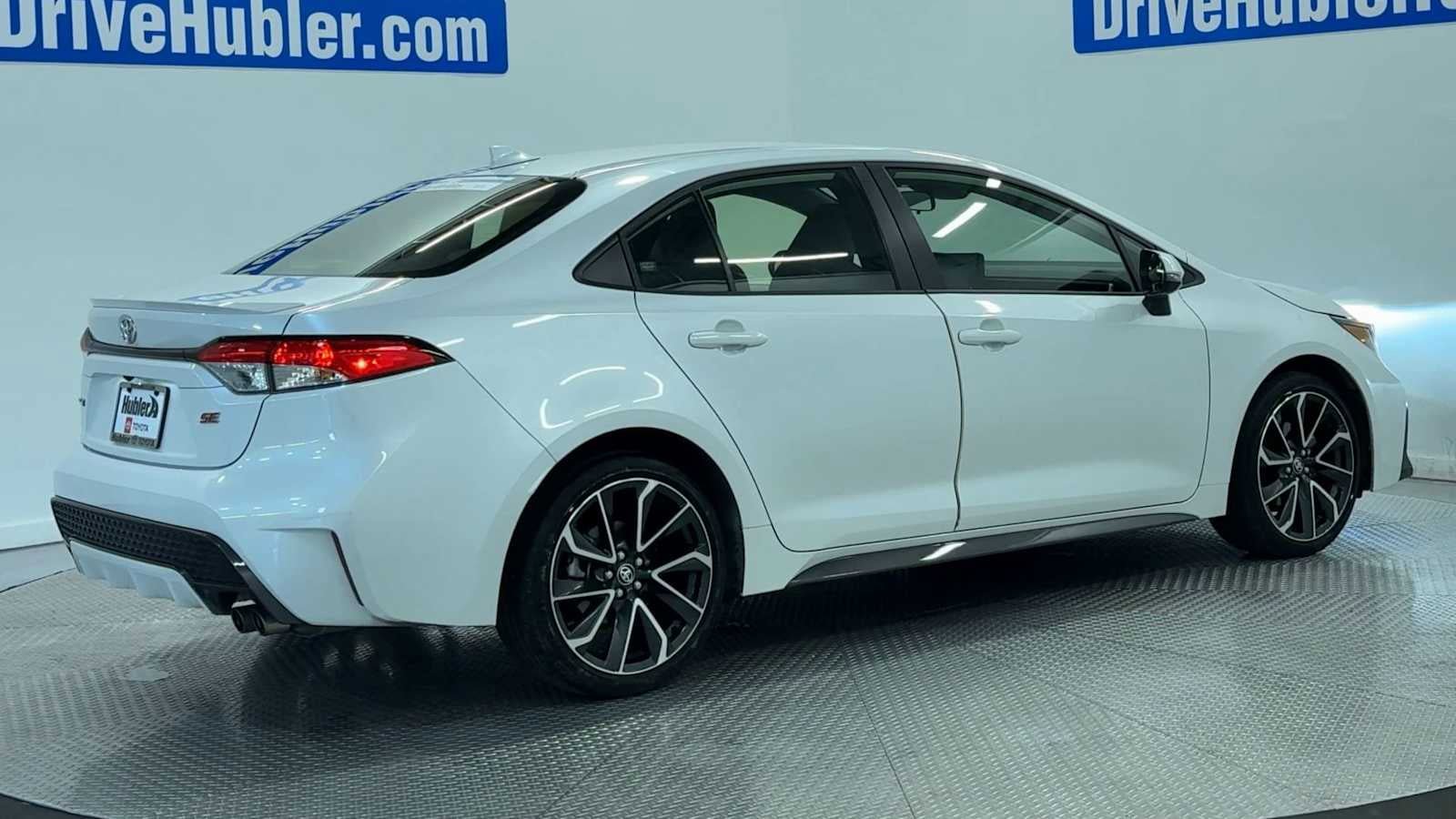Used 2022 Toyota Corolla SE FWD image 8