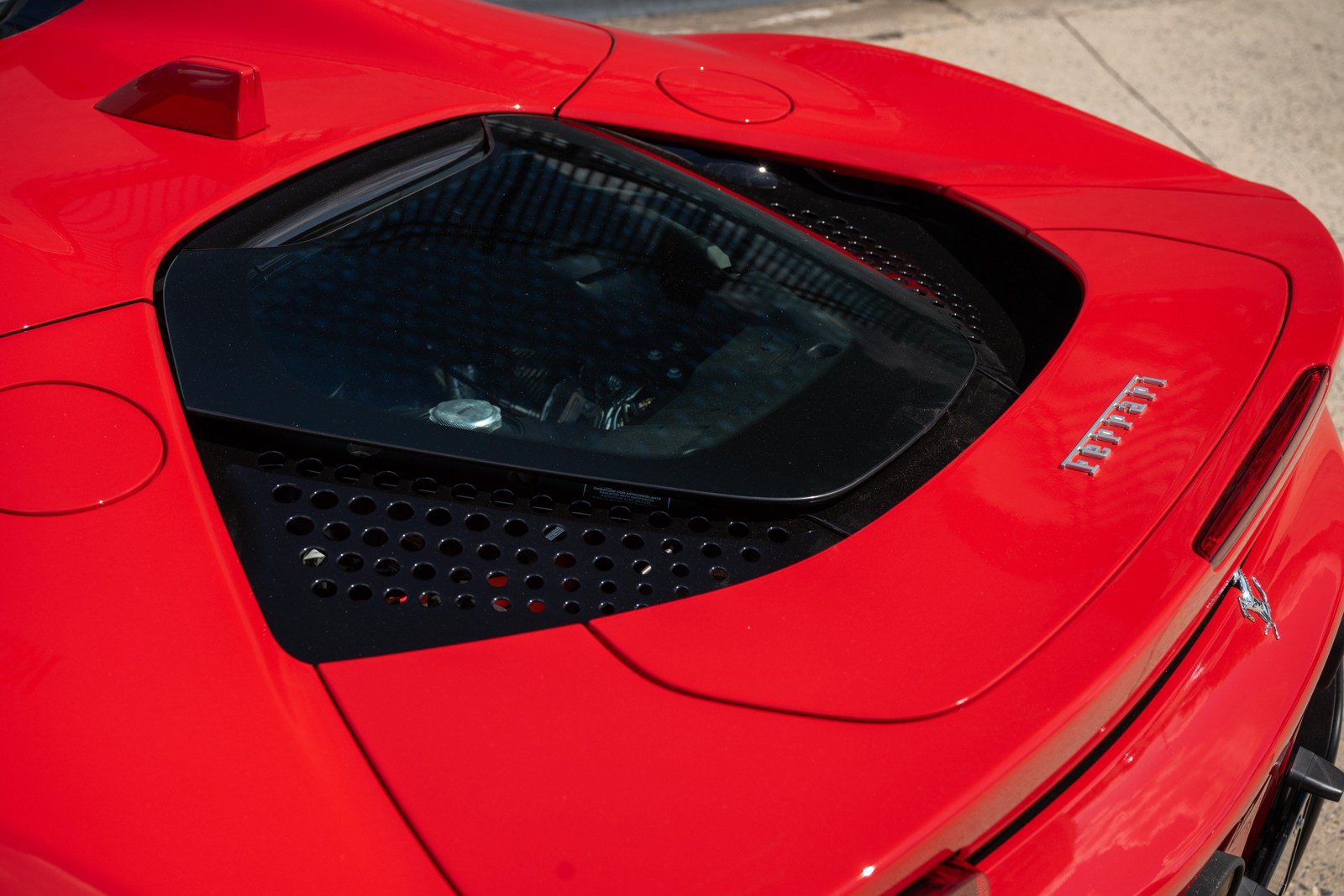Used 2024 Ferrari SF90 Spider AWD/4WD image 22