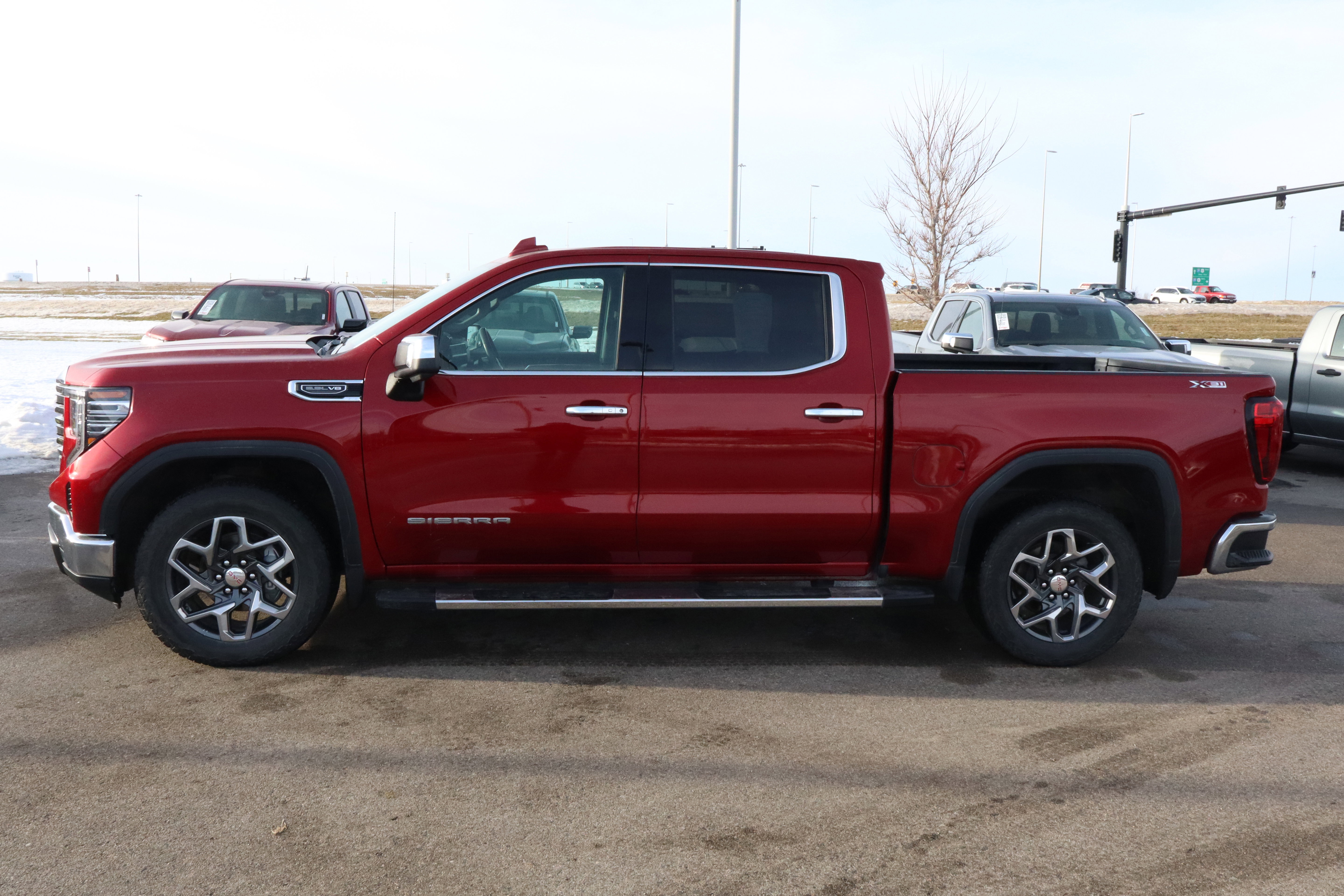 Certified 2024 GMC Sierra 1500 SLT w/ SLT Premium Package image 4