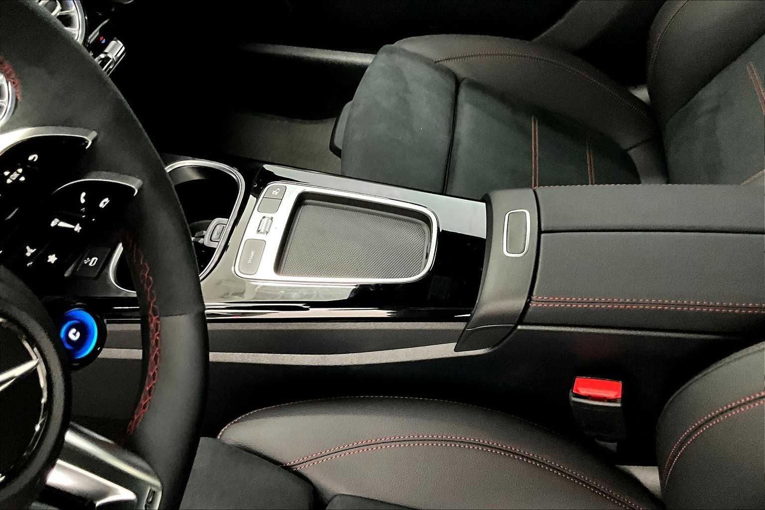 New 2025 Mercedes-Benz CLA 35 AMG 4MATIC image 7