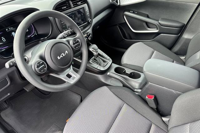 New 2025 Kia Soul LX image 10