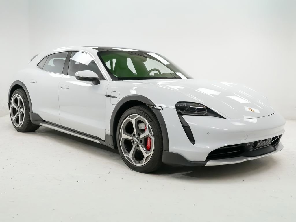 Used 2023 Porsche Taycan 4S w/ Performance Package image 8