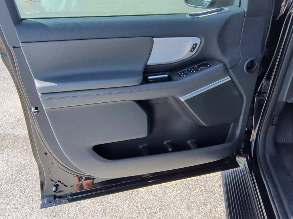 New 2026 Ford Expedition Active RWD image 10