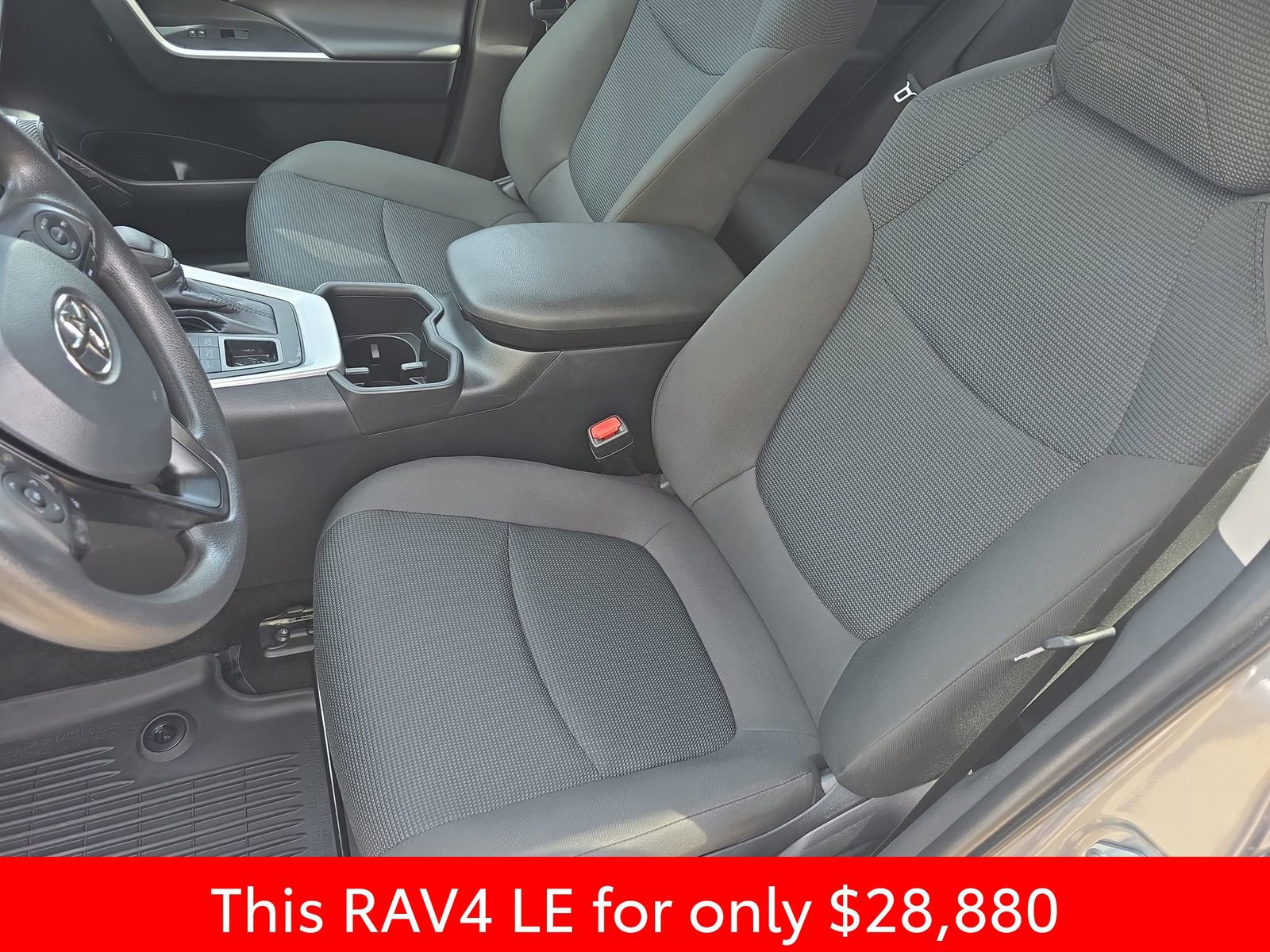 Used 2024 Toyota RAV4 LE image 20