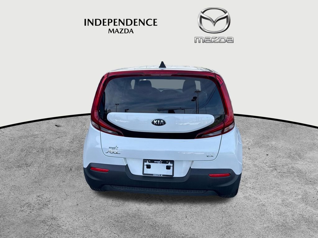 Used 2020 Kia Soul EX FWD image 4