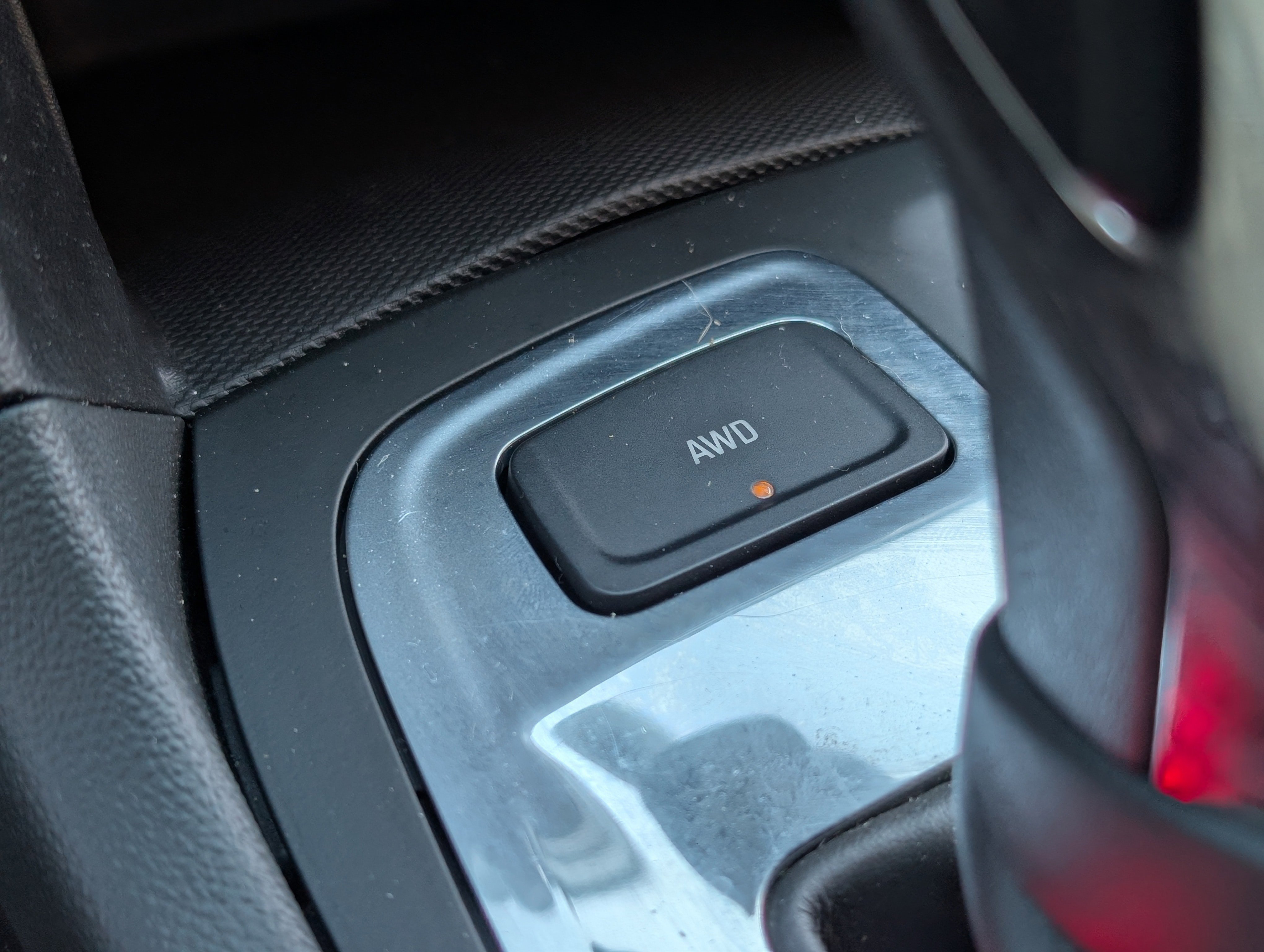 Used 2022 Chevrolet Equinox LT w/ LPO, Floor Liner Package image 4