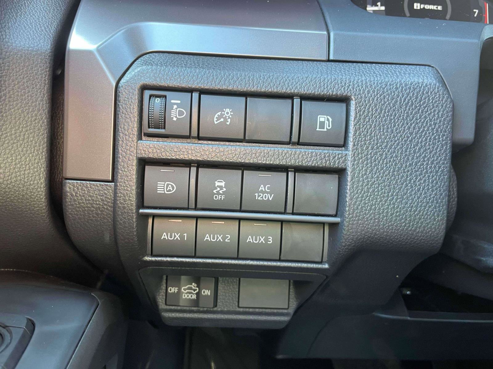 New 2026 Toyota Tacoma SR w/ SR Upgrade Package AWD/4WD image 19