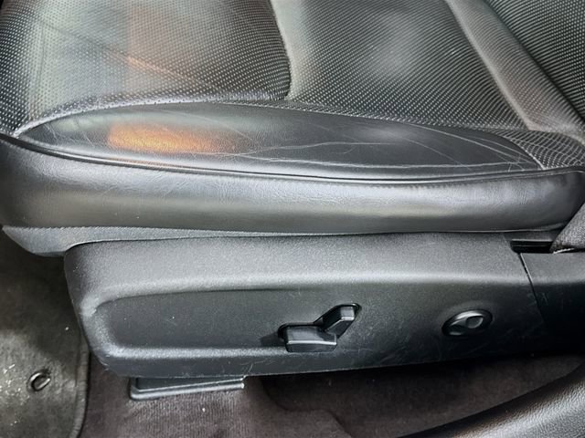 Used 2019 Chrysler 300 Limited image 23