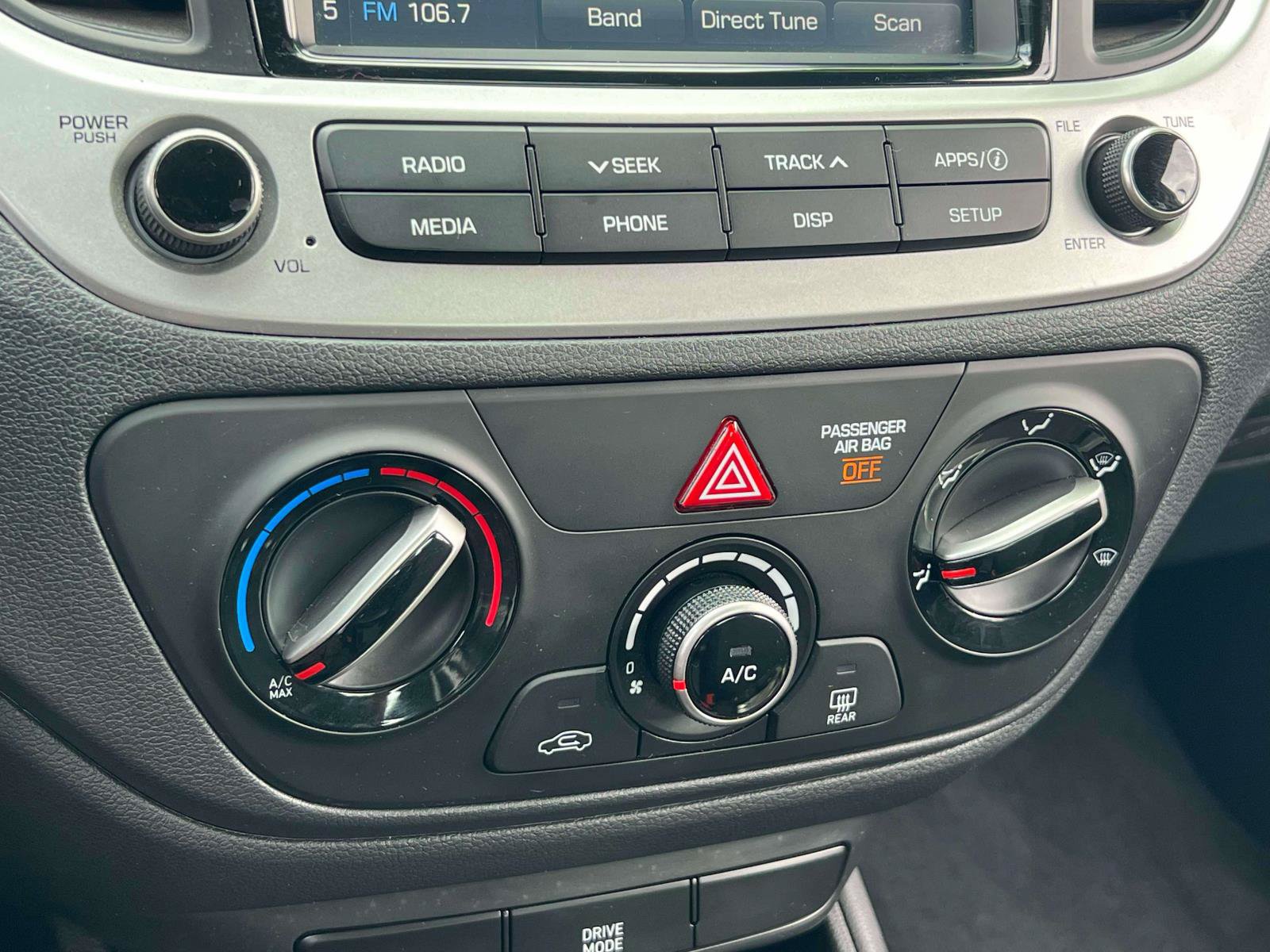 Used 2022 Hyundai Accent SEL FWD image 11