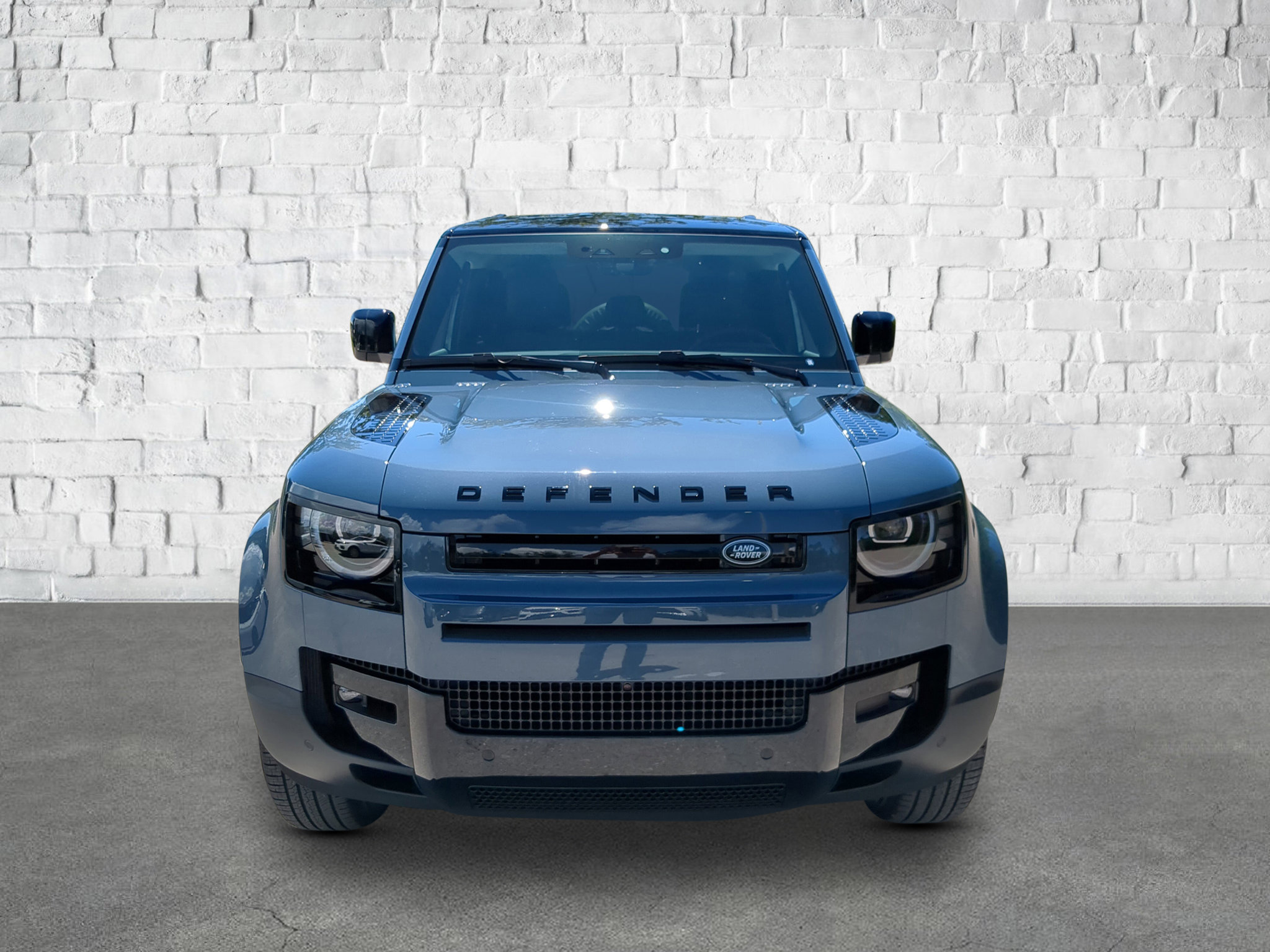 New 2026 Land Rover Defender 110 S image 2