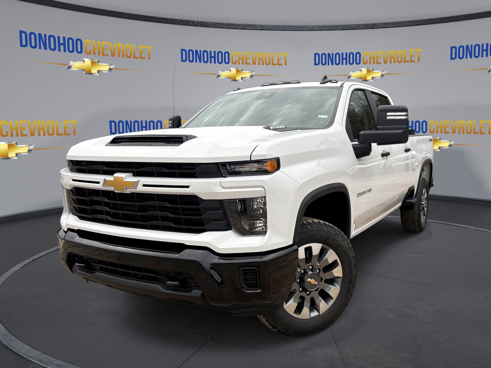 New 2026 Chevrolet Silverado 2500 Custom image 4