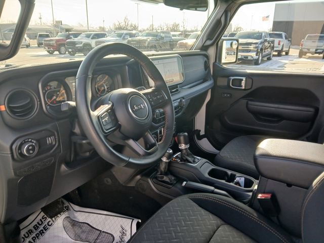 Used 2024 Jeep Gladiator Mojave image 9