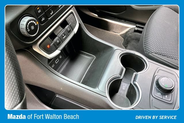 Used 2022 GMC Terrain SLE FWD image 15