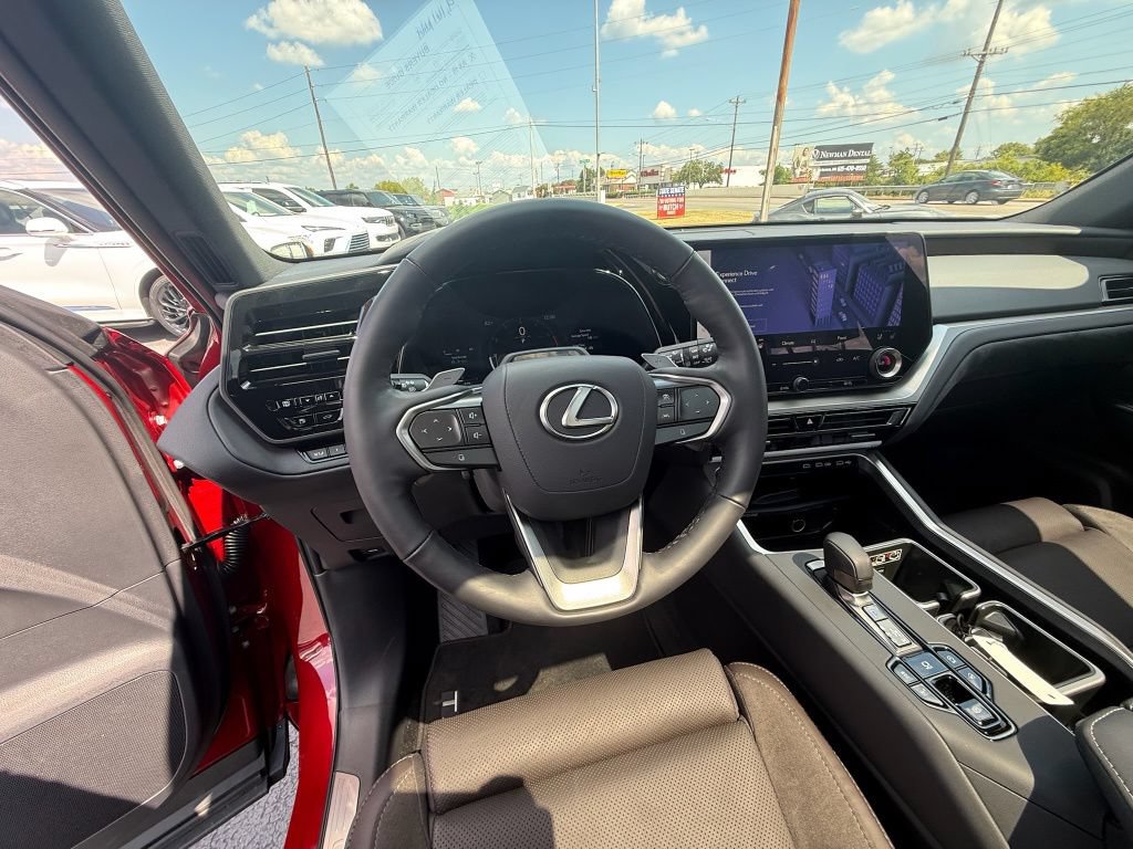 Used 2026 Lexus TX 350 AWD w/ Technology Package image 16