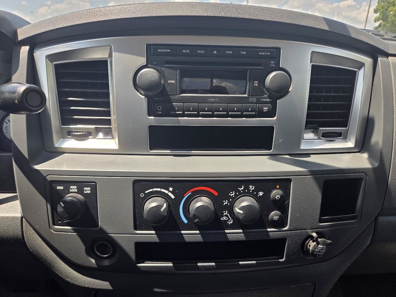 Used 2007 Dodge Ram 1500 Truck SLT w/ Quad Cab Big Horn Value Group AWD/4WD image 17