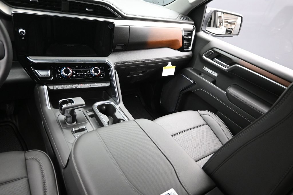 New 2026 GMC Sierra 1500 Denali AWD/4WD image 15