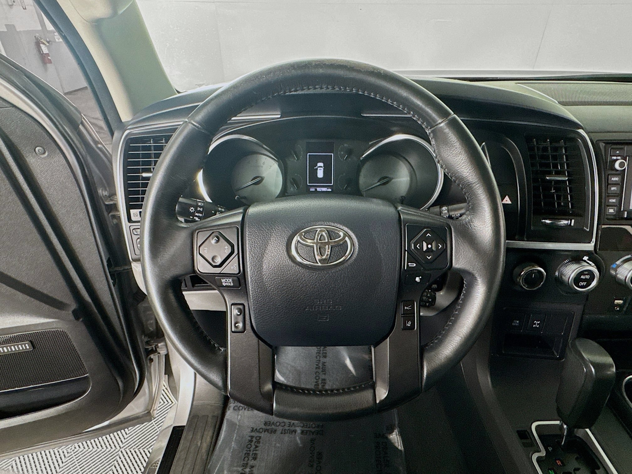 Certified 2019 Toyota Sequoia Limited w/ Safety & Convenience Package AWD/4WD image 13