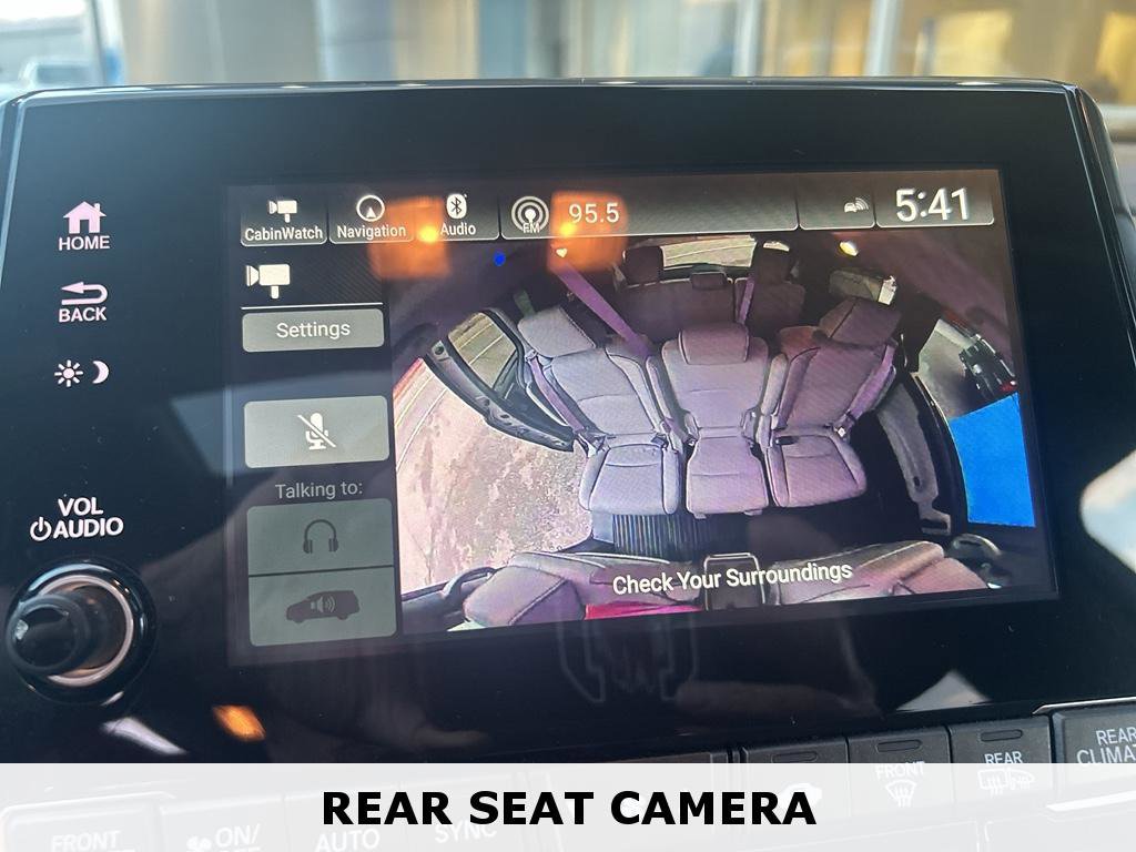 Used 2022 Honda Odyssey Elite image 32