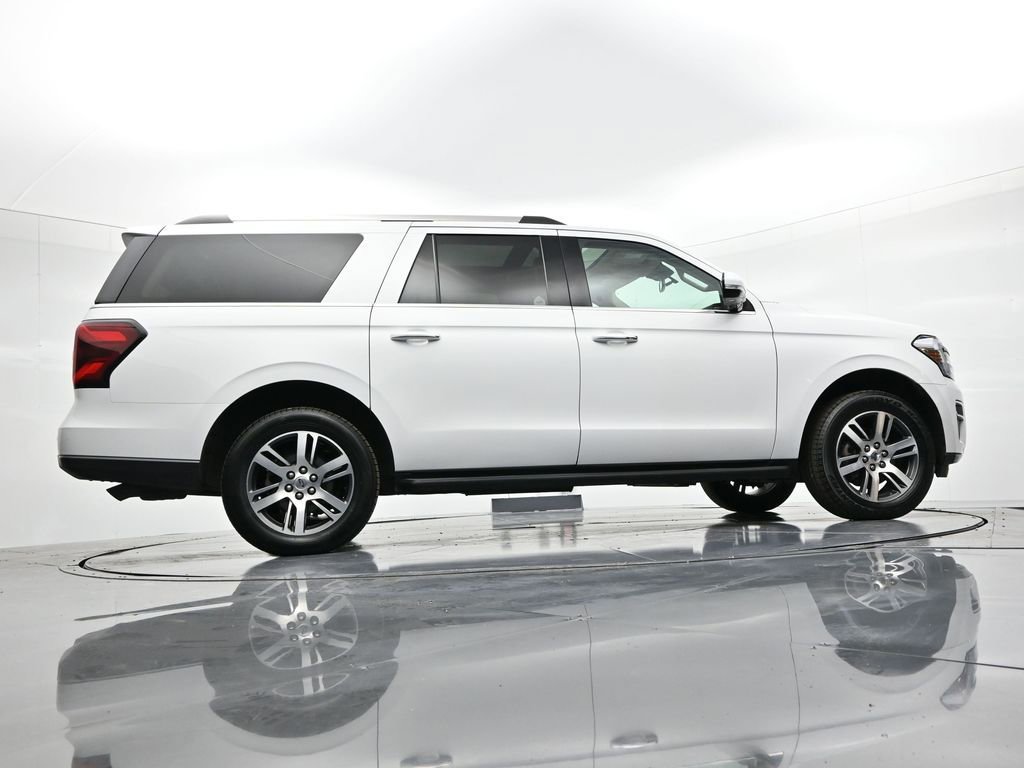 Used 2024 Ford Expedition Max Limited AWD/4WD image 24