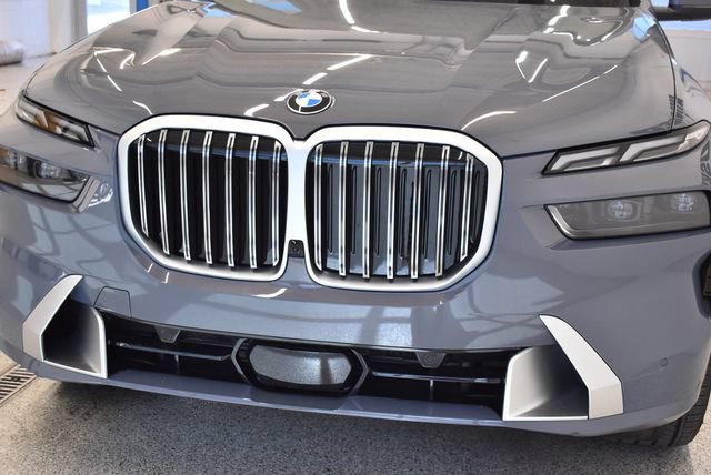 New 2027 BMW X7 xDrive40i AWD/4WD image 14