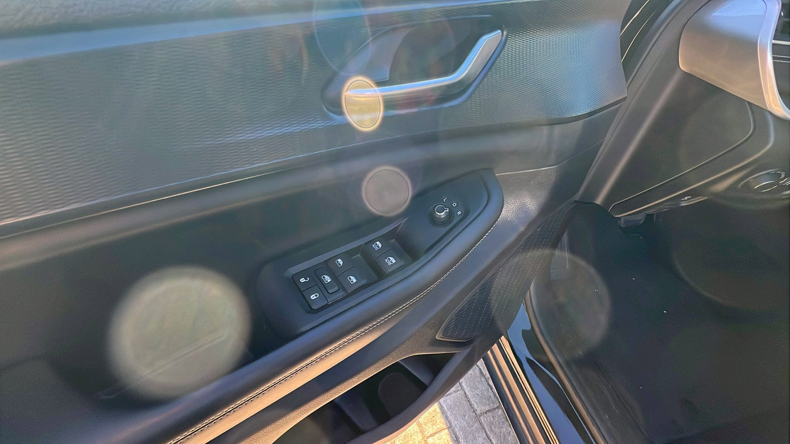 Used 2023 Jeep Grand Cherokee L Laredo image 14