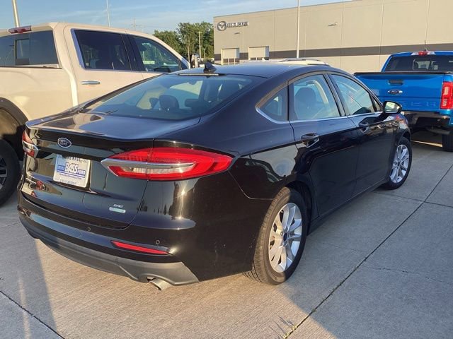 Used 2020 Ford Fusion SE FWD image 9