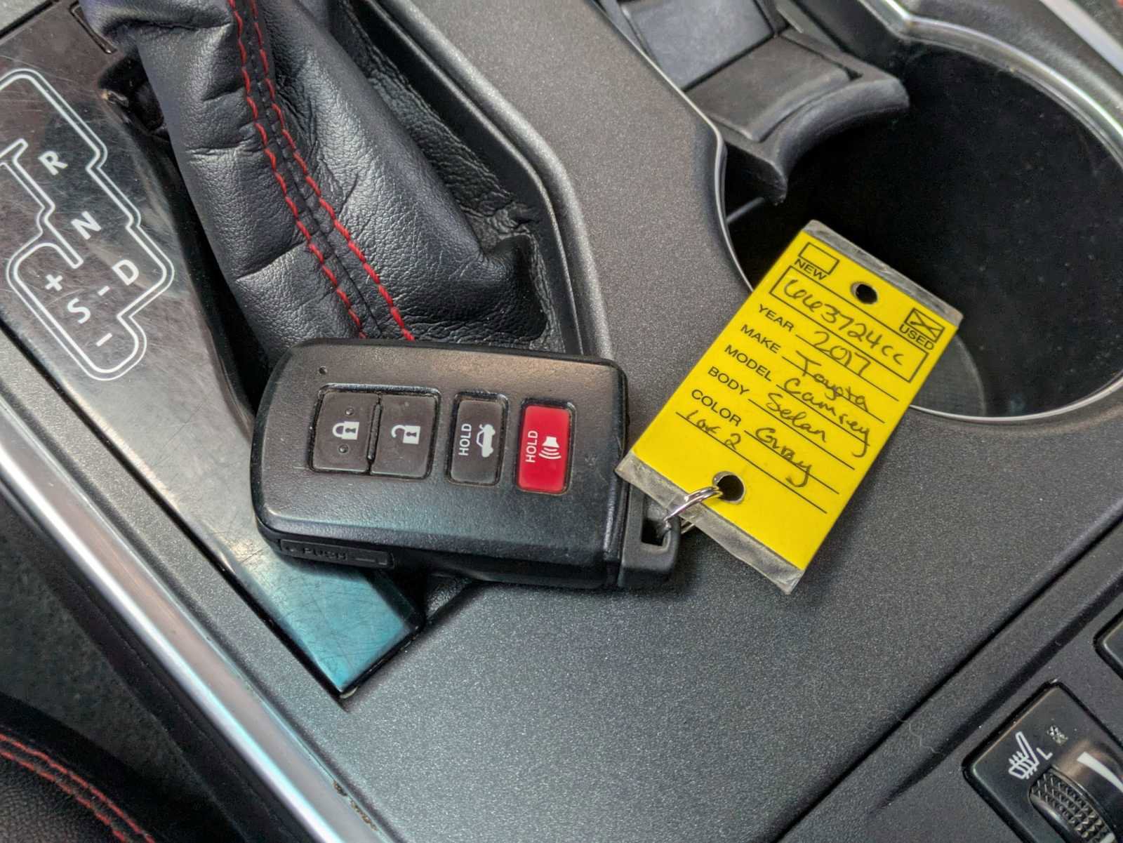 Used 2017 Toyota Camry XSE w/ Moonroof Package image 35