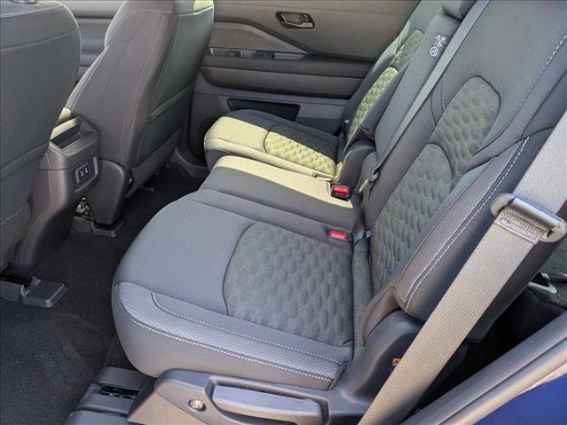 New 2026 Nissan Pathfinder SV image 14