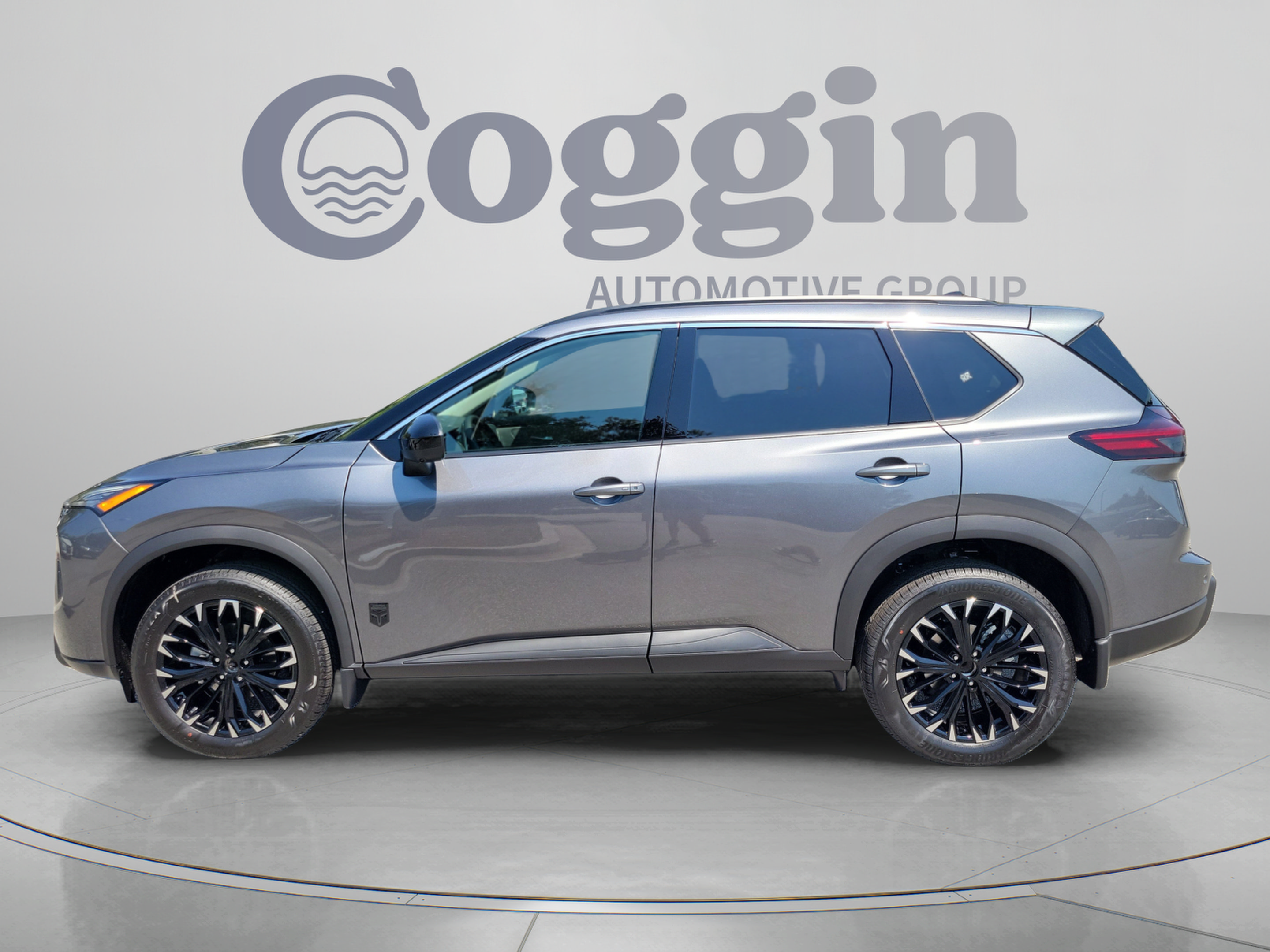 New 2026 Nissan Rogue Dark Armor FWD image 2